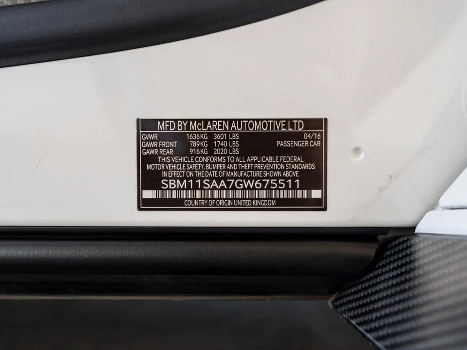 2016 McLaren 675LT Spider - Image 27 of 27