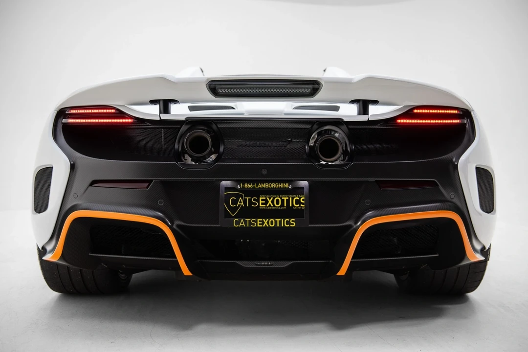 2016 McLaren 675LT Spider - Image 7 of 21