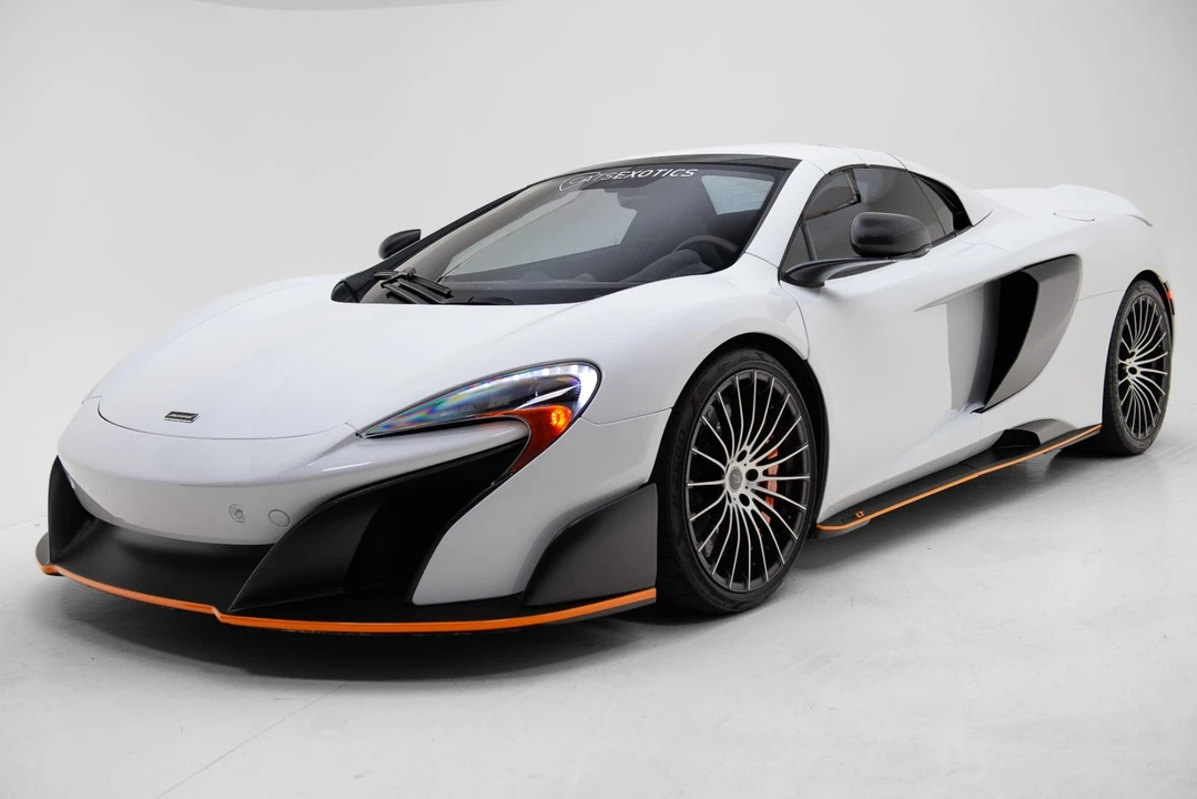 2016 McLaren 675LT Spider - Image 6 of 21