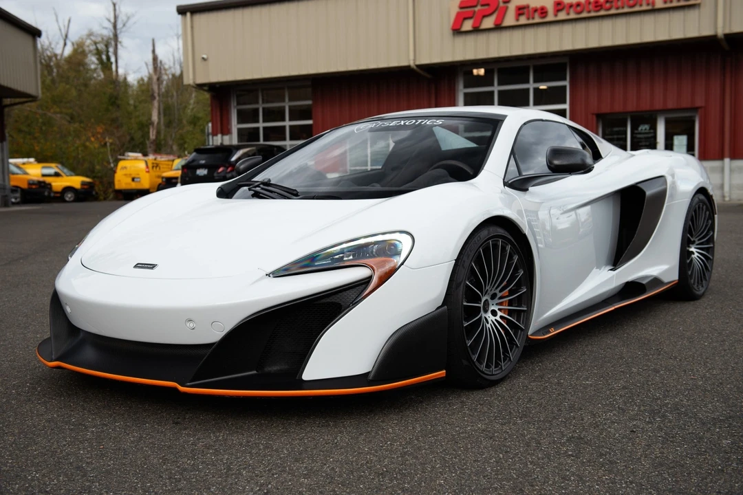 2016 McLaren 675LT Spider - Image 15 of 21