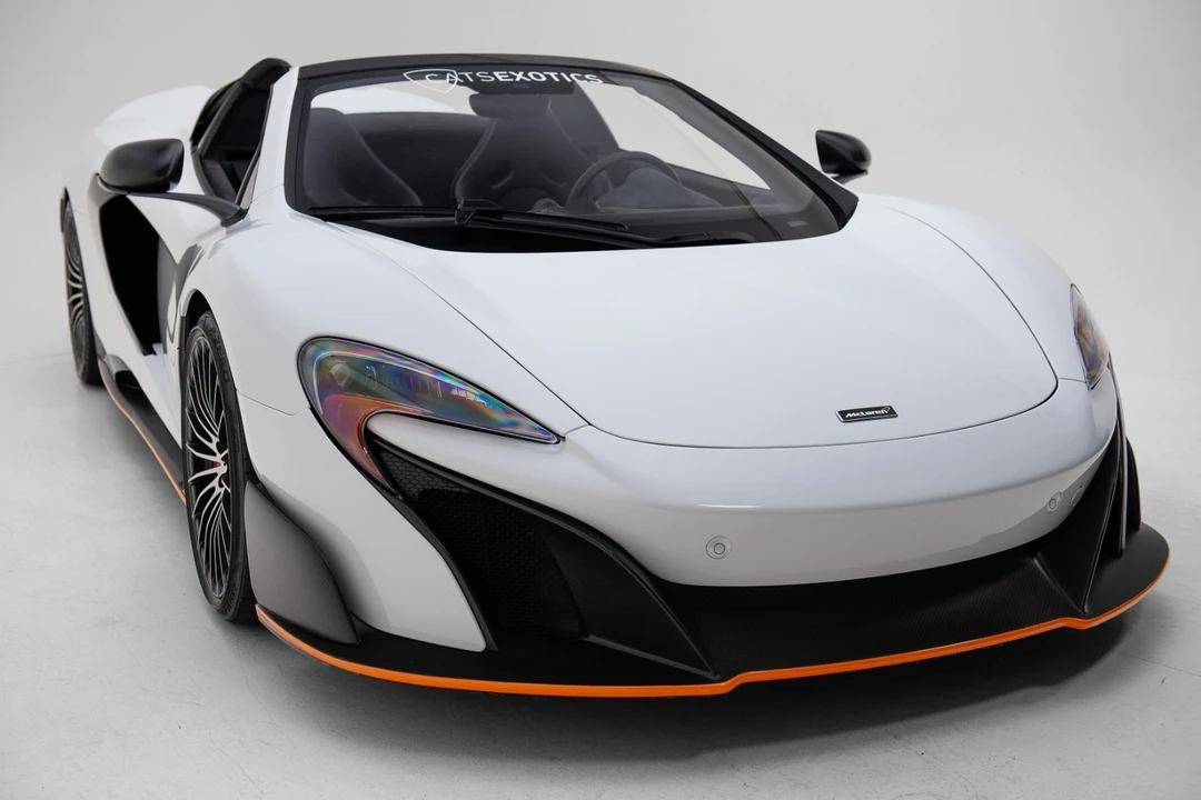 2016 McLaren 675LT Spider - Image 13 of 21