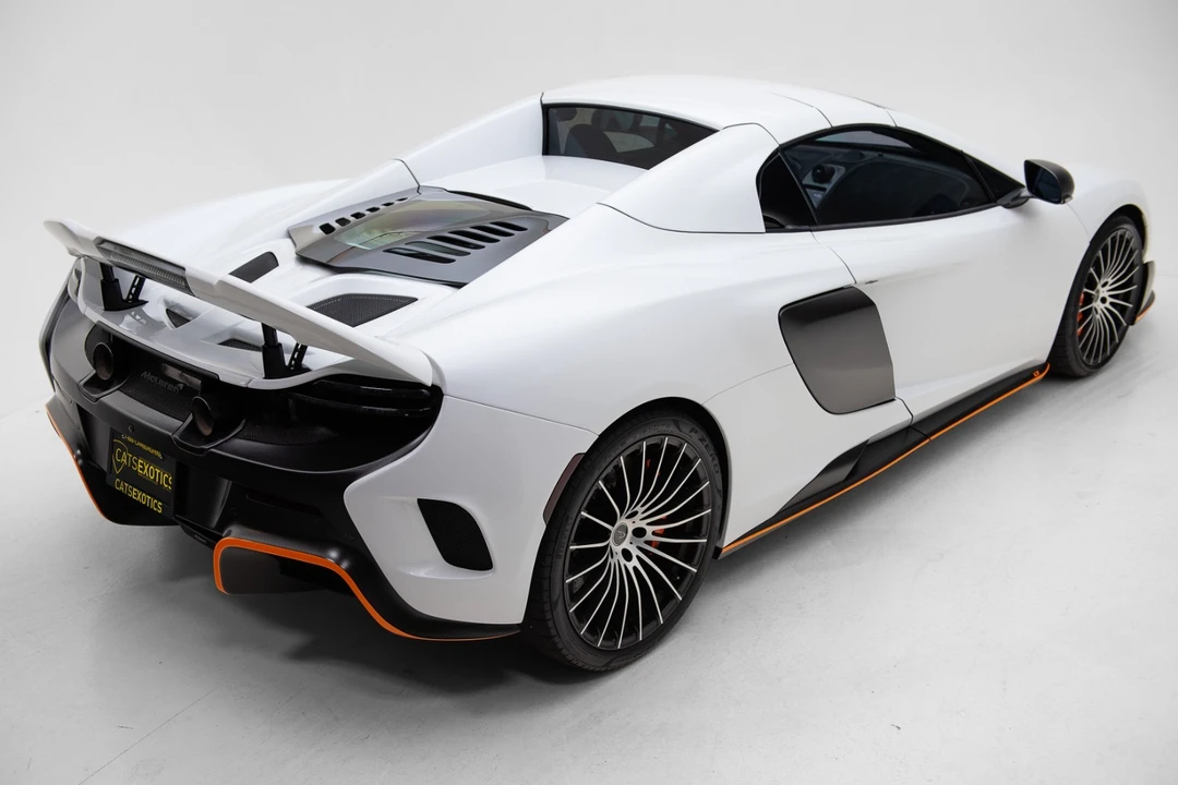 2016 McLaren 675LT Spider - Image 14 of 21