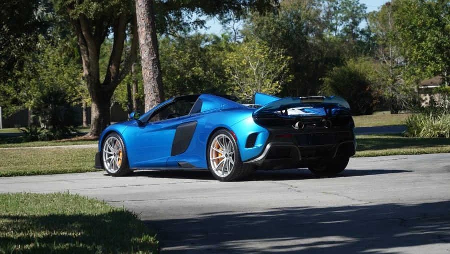 2016 McLaren 675LT Spider - Image 23 of 31