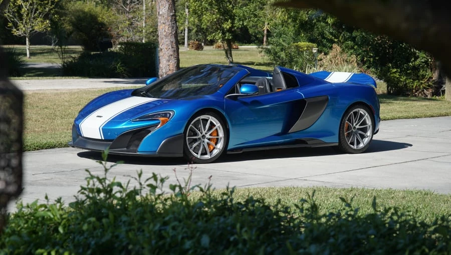 2016 McLaren 675LT Spider - Image 18 of 31