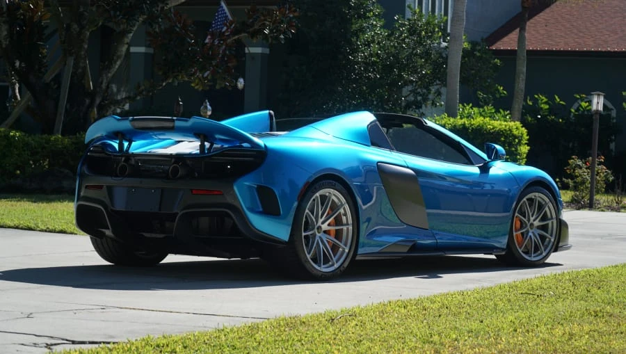 2016 McLaren 675LT Spider - Image 20 of 31