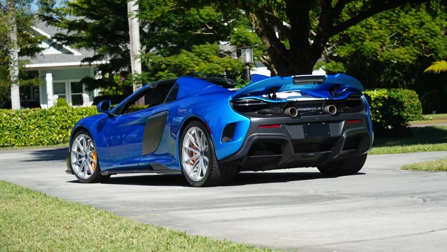 2016 McLaren 675LT Spider - Image 28 of 31