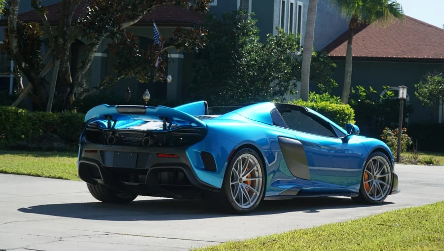 2016 McLaren 675LT Spider - Image 19 of 31