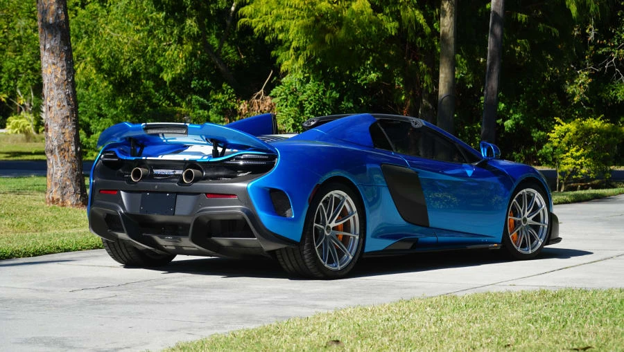 2016 McLaren 675LT Spider - Image 3 of 31