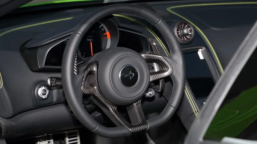 2016 McLaren 675LT Spider - Image 10 of 20