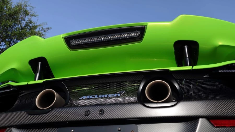 2016 McLaren 675LT Spider - Image 11 of 20