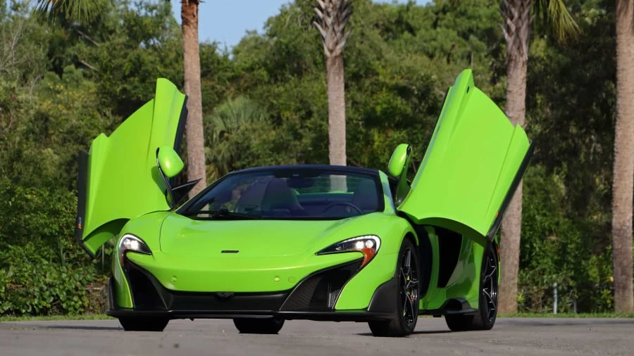 2016 McLaren 675LT Spider - Image 15 of 20