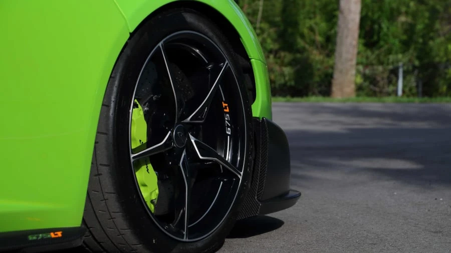 2016 McLaren 675LT Spider - Image 16 of 20