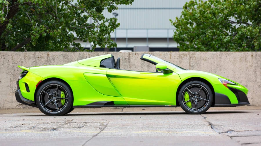 2016 McLaren 675LT Spider - Image 9 of 21