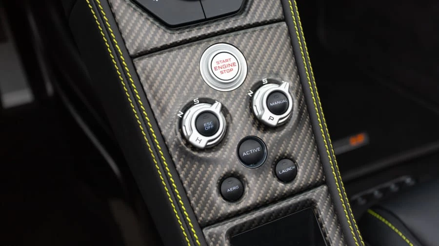 2016 McLaren 675LT Spider - Image 10 of 21