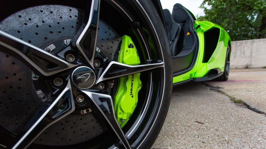 2016 McLaren 675LT Spider - Image 11 of 21