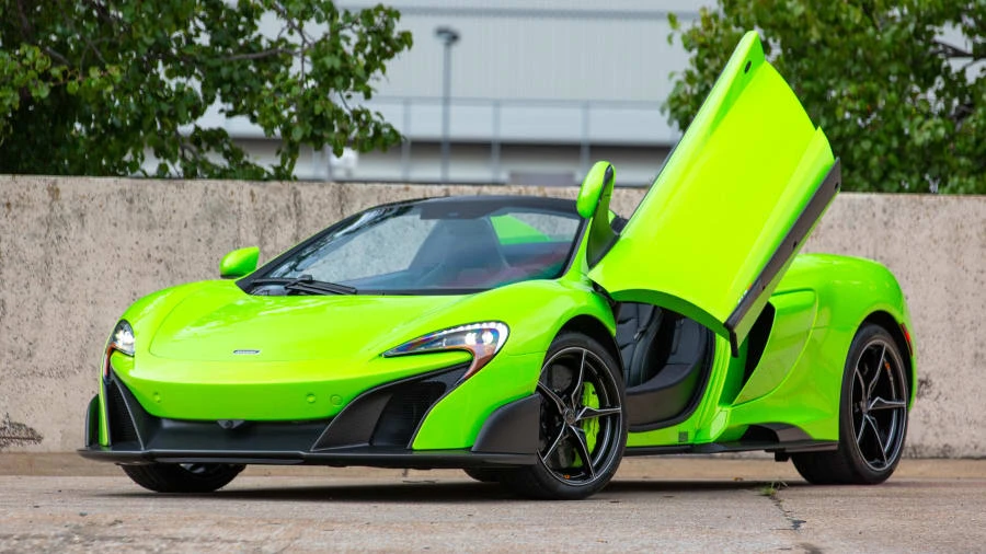 2016 McLaren 675LT Spider - Image 21 of 21
