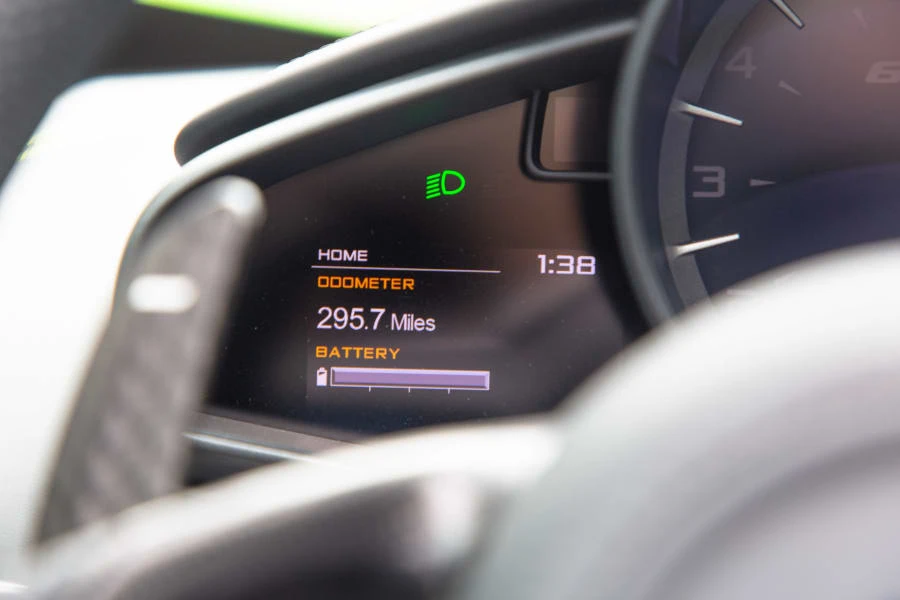 2016 McLaren 675LT Spider - Image 6 of 21