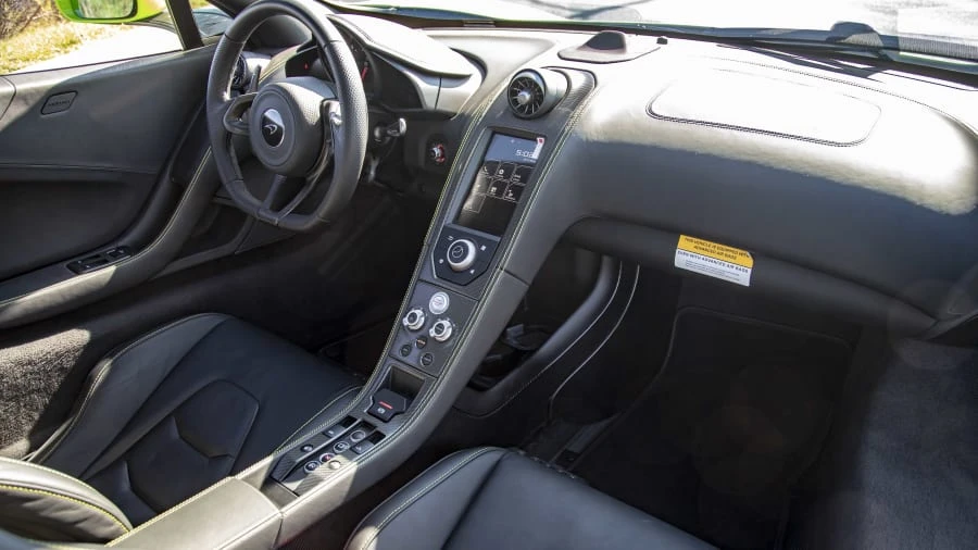 2016 McLaren 675LT Spider - Image 5 of 13