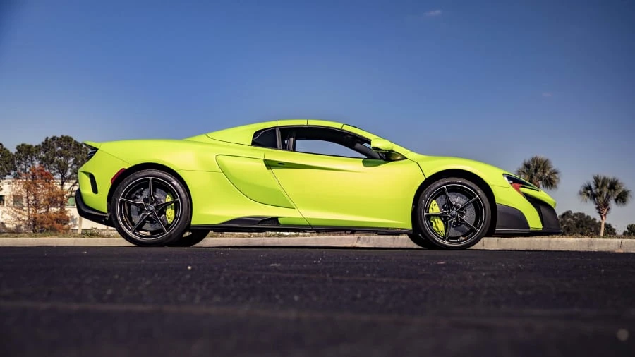2016 McLaren 675LT Spider - Image 10 of 13