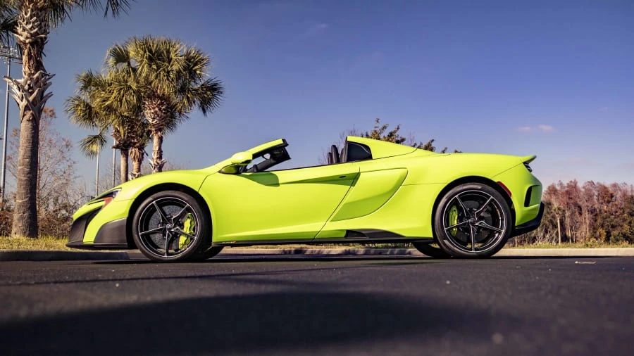 2016 McLaren 675LT Spider - Image 13 of 13