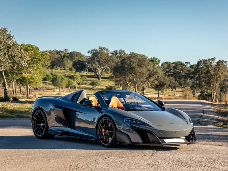 2016 McLaren 675LT Spider - Image 2 of 31