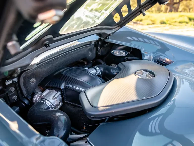 2016 McLaren 675LT Spider - Image 4 of 31