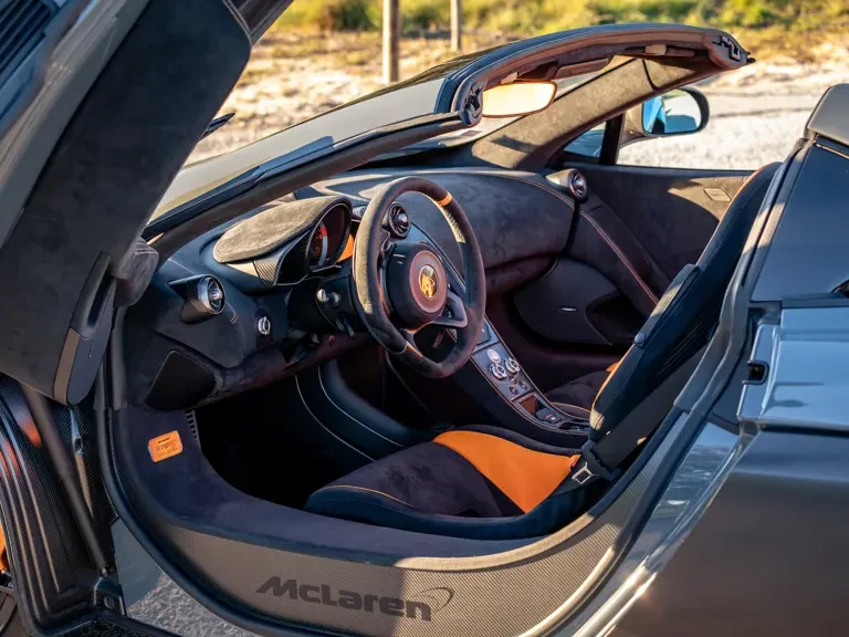 2016 McLaren 675LT Spider - Image 24 of 31