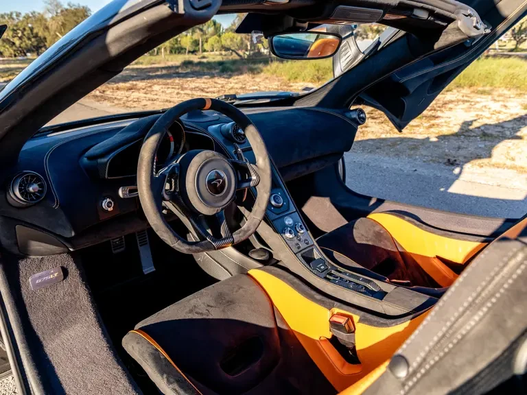 2016 McLaren 675LT Spider - Image 5 of 31