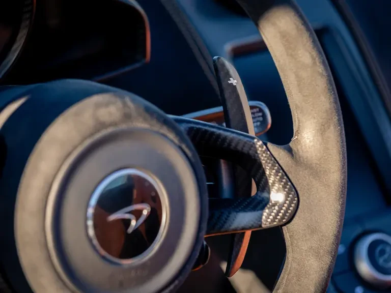 2016 McLaren 675LT Spider - Image 20 of 31