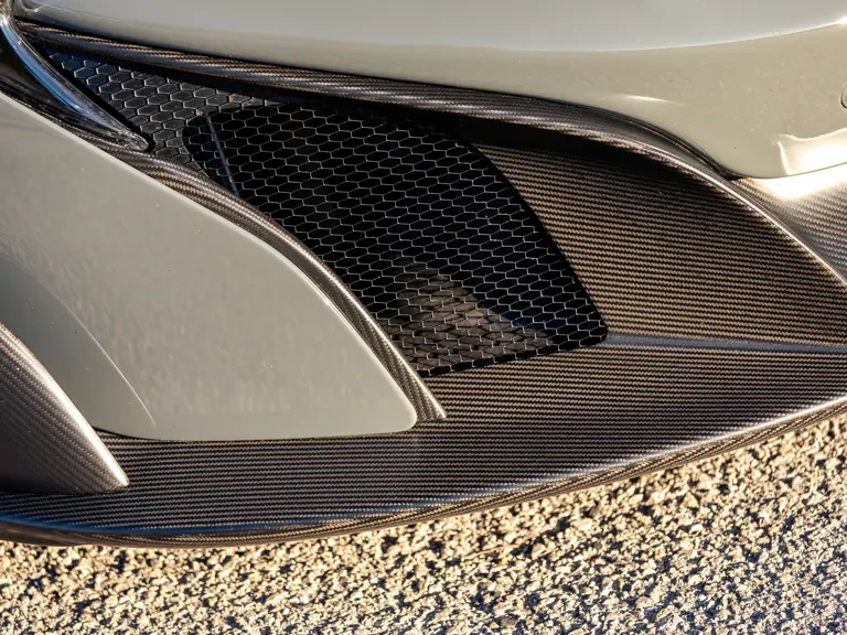 2016 McLaren 675LT Spider - Image 30 of 31