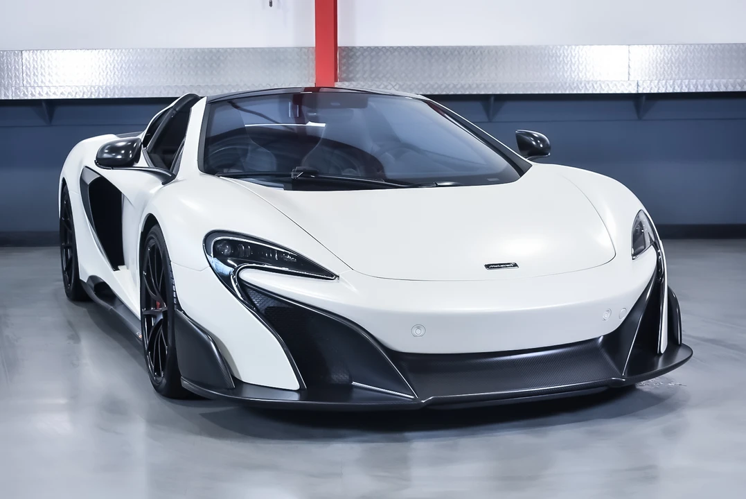 2016 McLaren 675LT Spider - Image 4 of 31