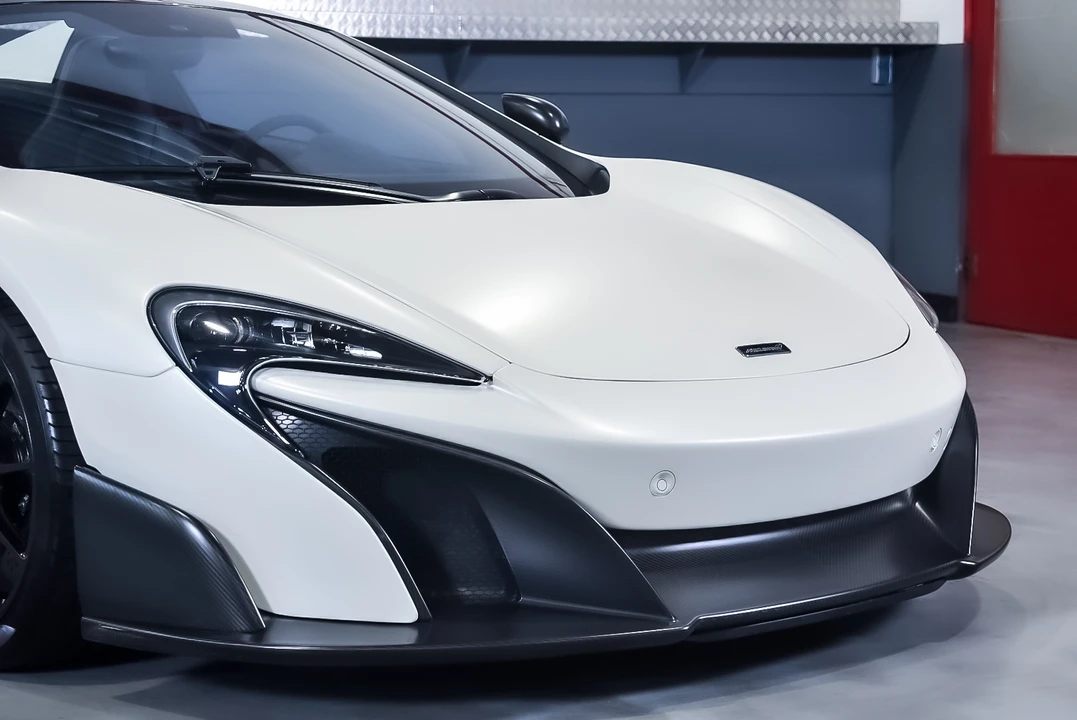 2016 McLaren 675LT Spider - Image 21 of 31