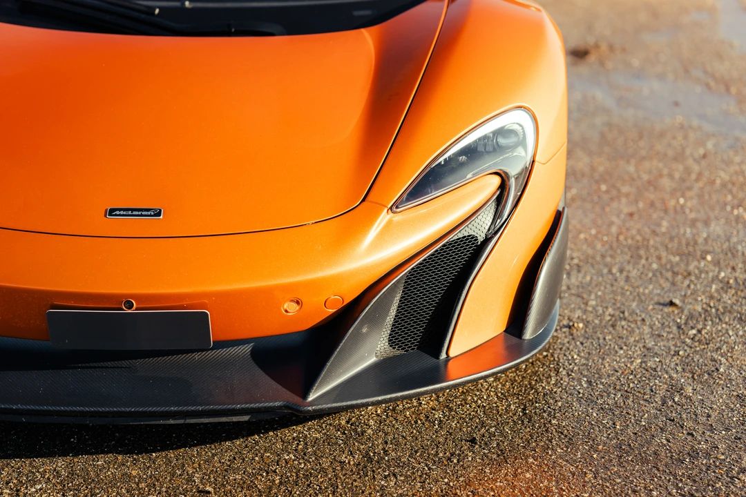 2016 McLaren 675LT Spider - Image 20 of 21