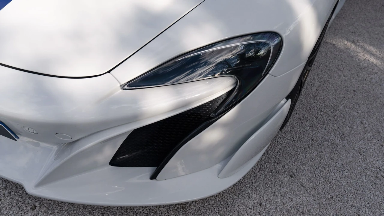 2016 McLaren 675LT Coupe - Image 26 of 31