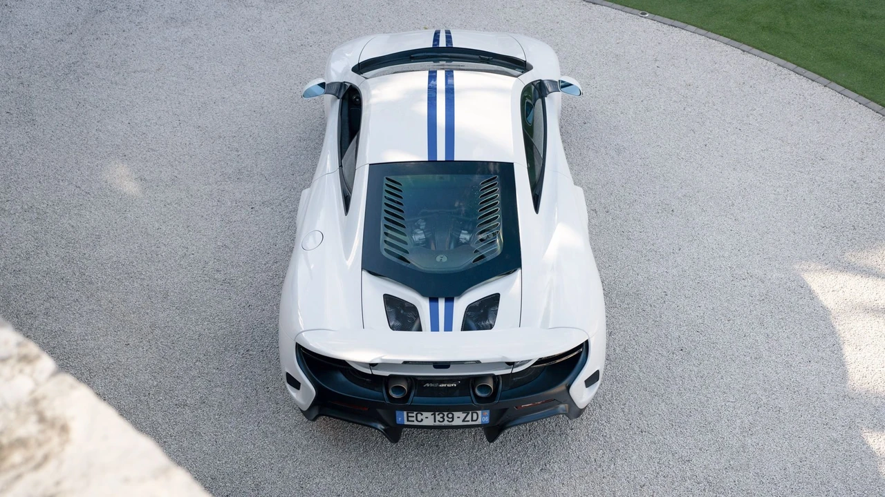 2016 McLaren 675LT Coupe - Image 19 of 31