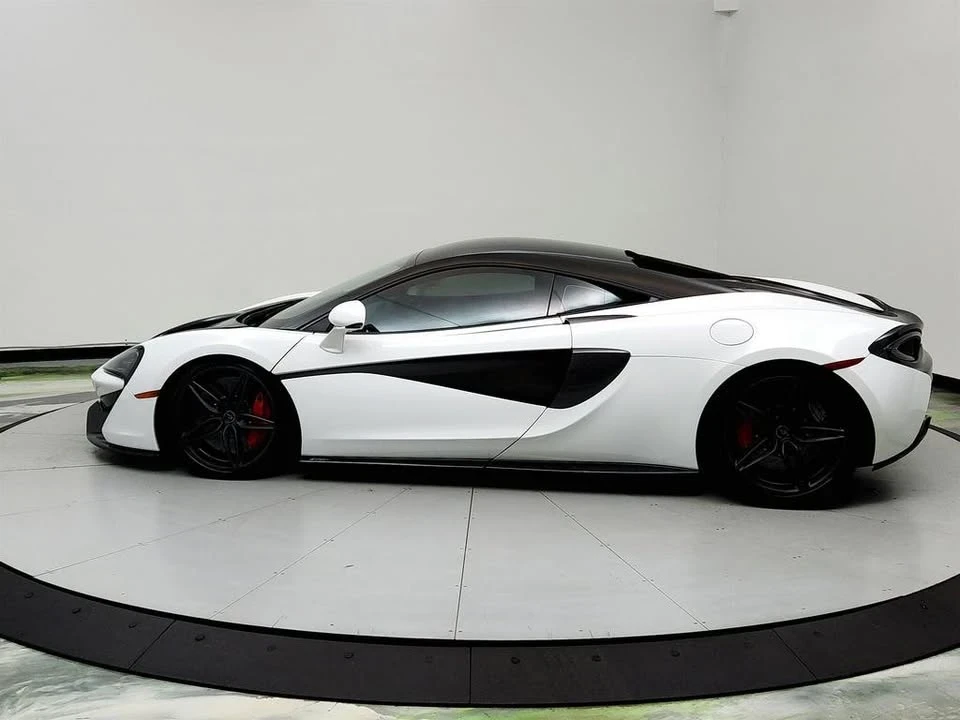 2016 McLaren 570S - Image 8 of 20