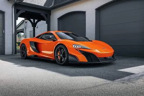 2016 McLaren 675LT Coupe - Image 2 of 17