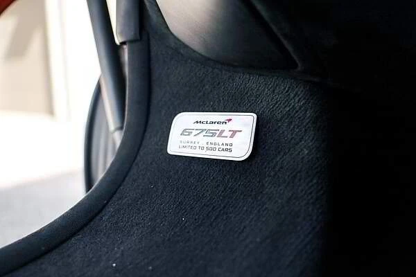 2016 McLaren 675LT Coupe - Image 13 of 17