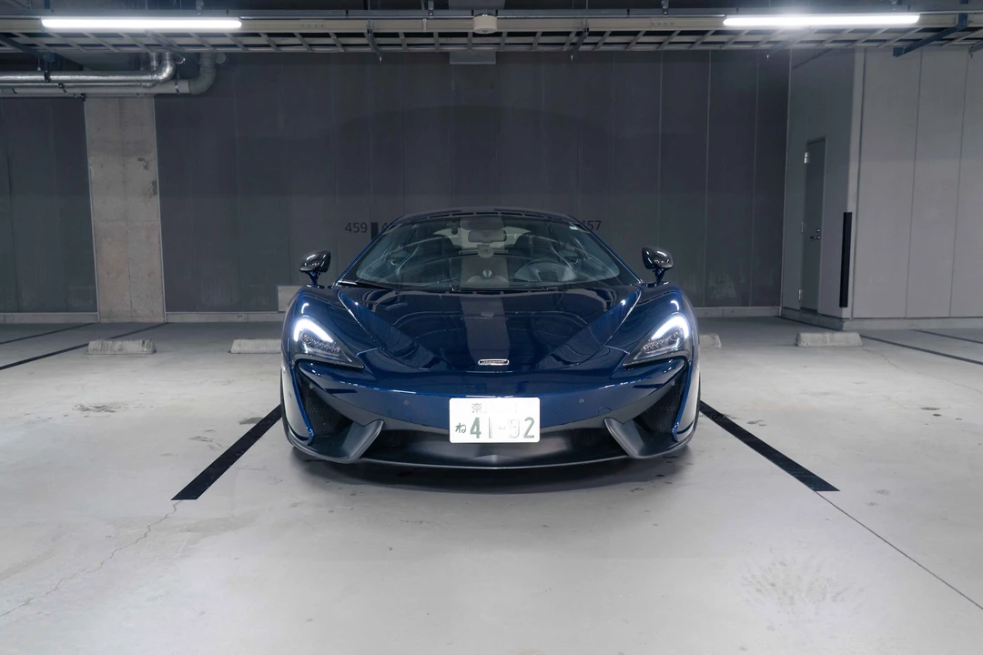 2016 McLaren 570S - Image 2 of 31