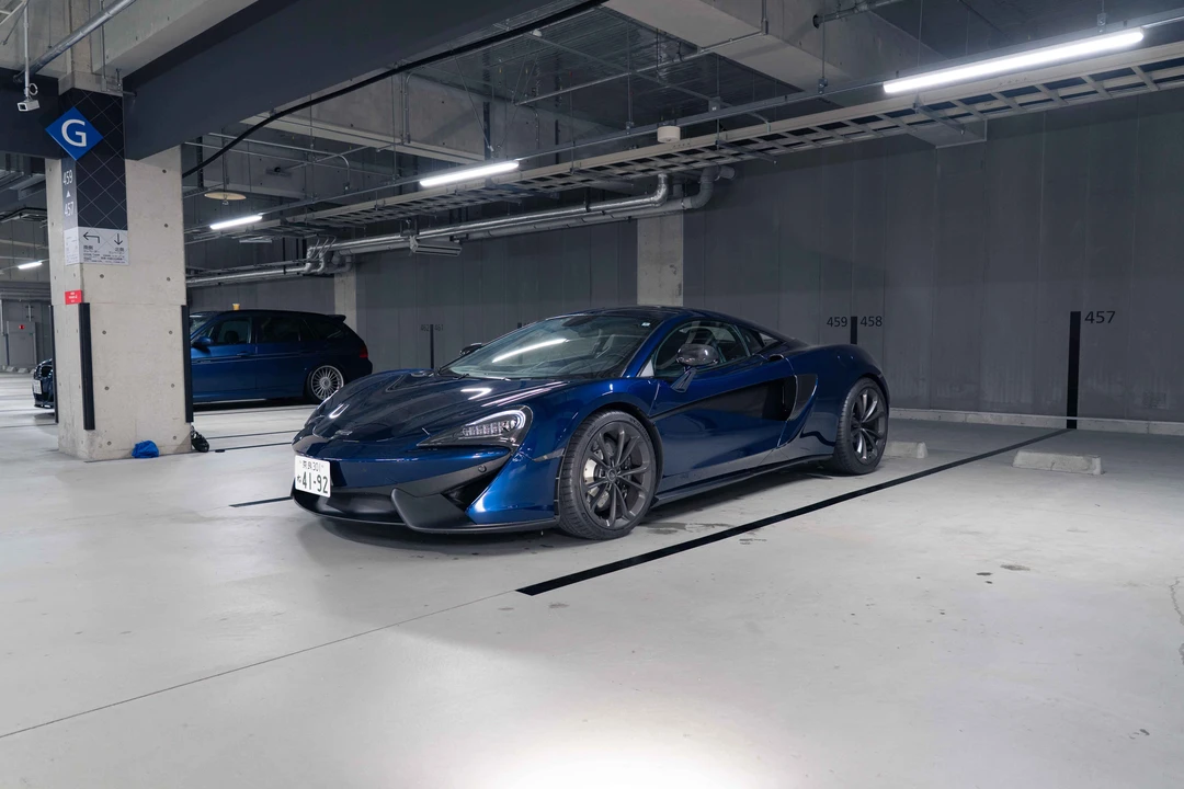 2016 McLaren 570S - Image 3 of 31