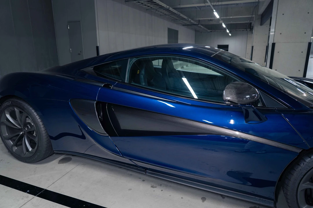 2016 McLaren 570S - Image 23 of 31
