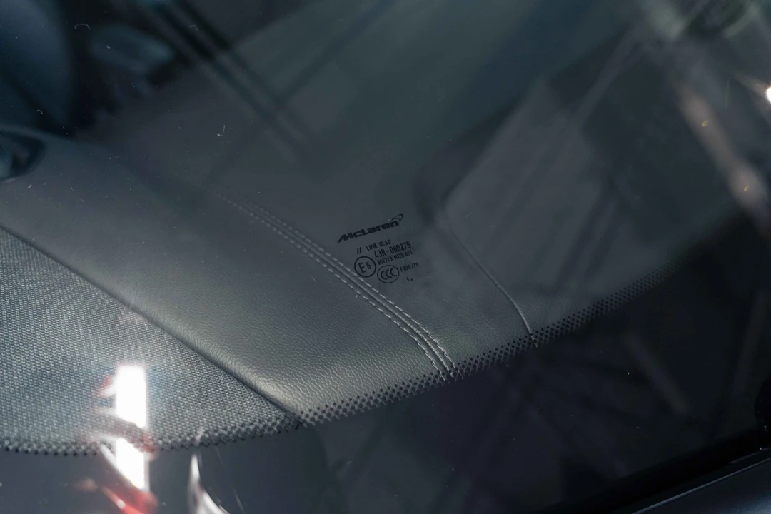 2016 McLaren 570S - Image 31 of 31