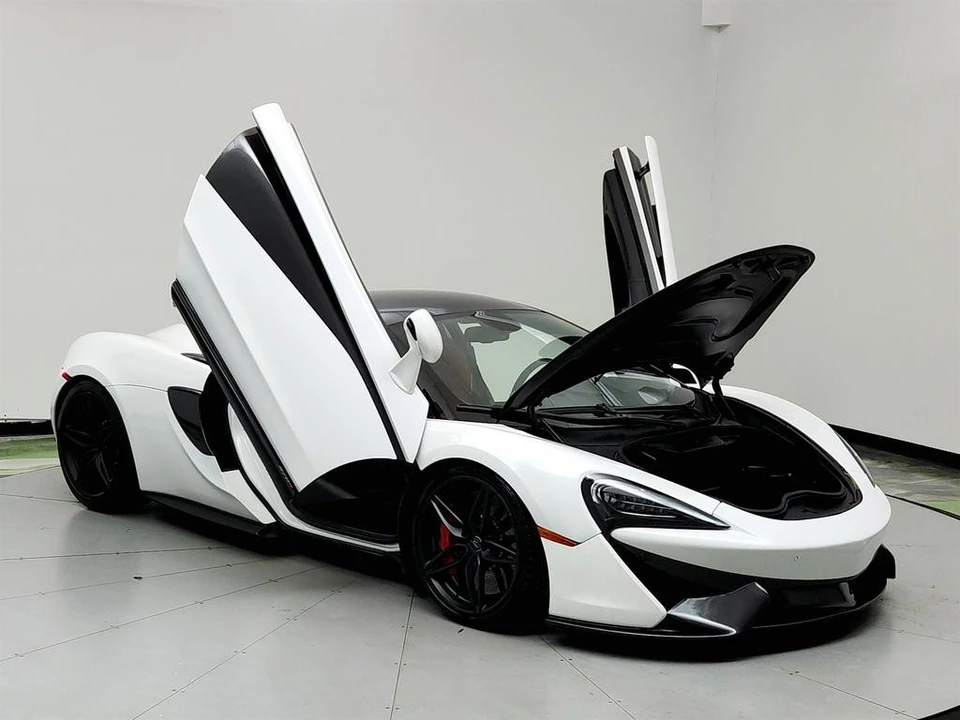 2016 McLaren 570S - Image 10 of 12