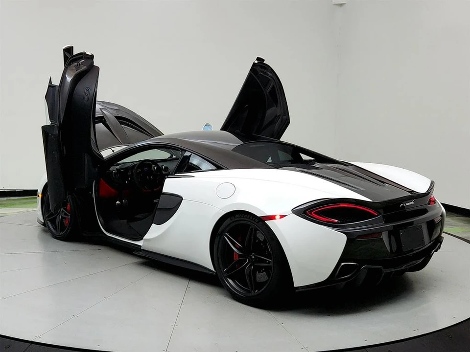 2016 McLaren 570S - Image 12 of 12
