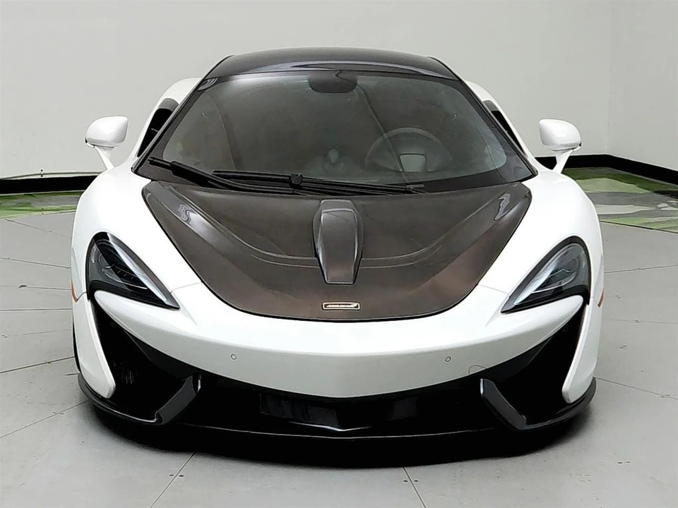 2016 McLaren 570S - Image 2 of 12
