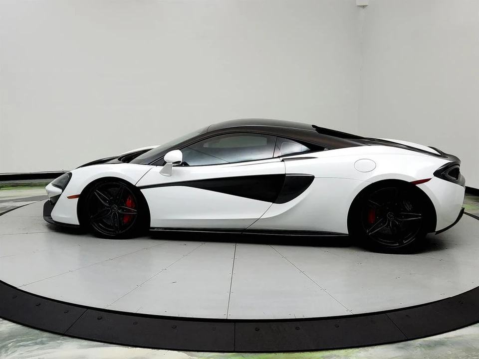 2016 McLaren 570S - Image 8 of 12