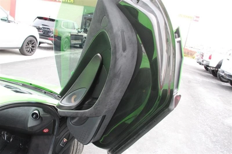 2016 McLaren 570S - Image 17 of 20