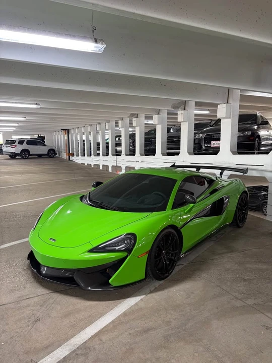 2016 McLaren 570S - Image 2 of 12