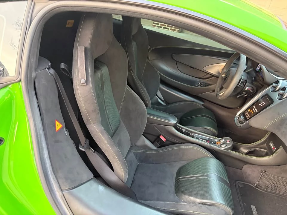 2016 McLaren 570S - Image 12 of 12