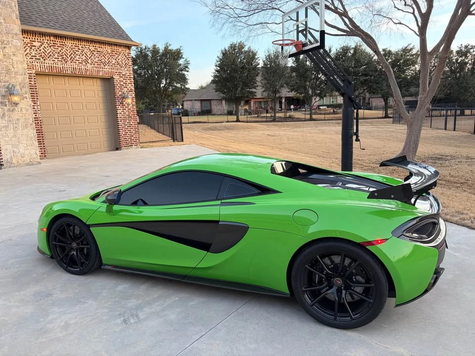 2016 McLaren 570S - Image 9 of 12